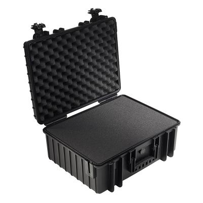 OUTDOOR kuffert i sort med skum polstring 475x350x200 mm Volume: 32,6 L Model: 6000/B/SI